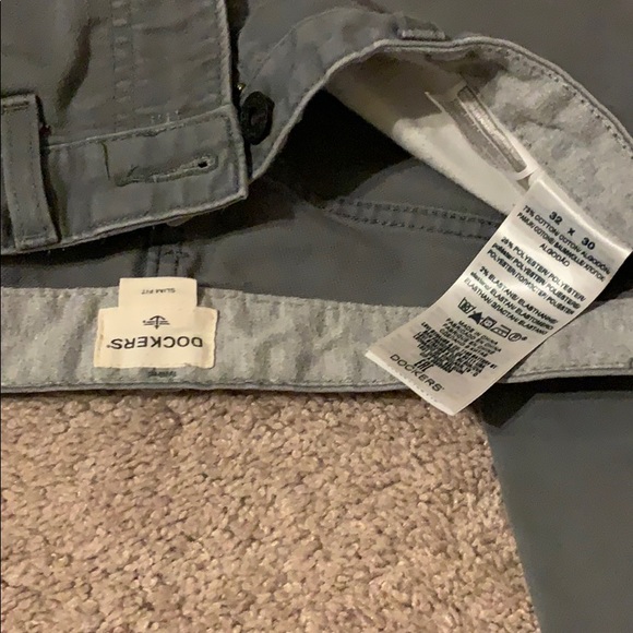 Dockers Slim Fit - Picture 3 of 3